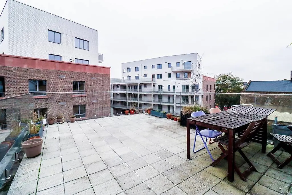 Luxury Central London Flat Wroof Terrace Close To Train Station Apartment