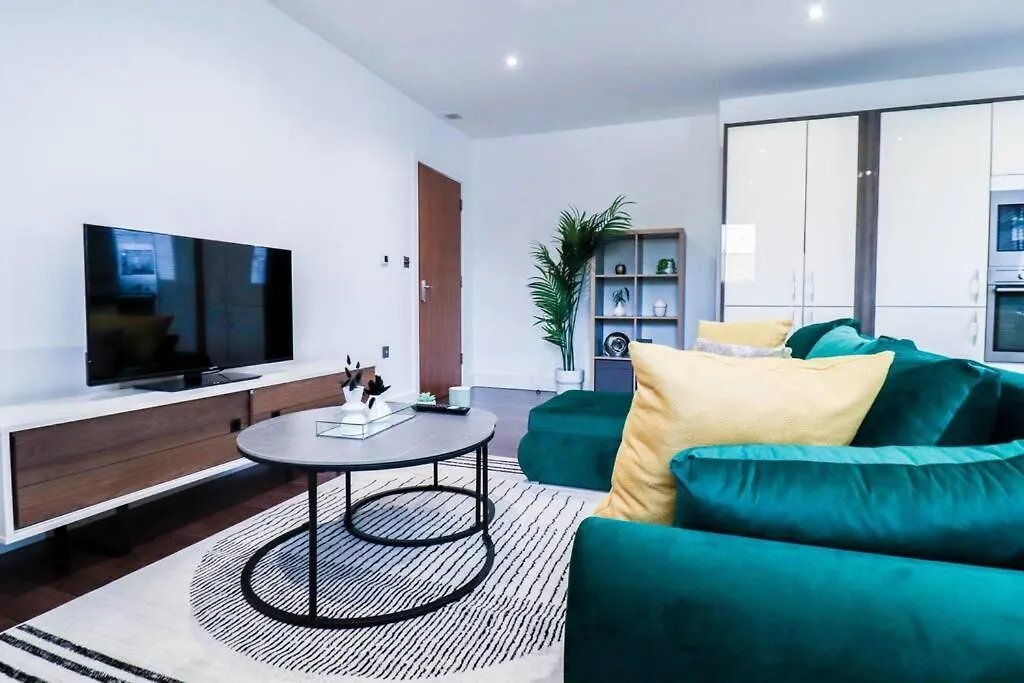 Luxury Central London Flat Wroof Terrace Close To Train Station United Kingdom